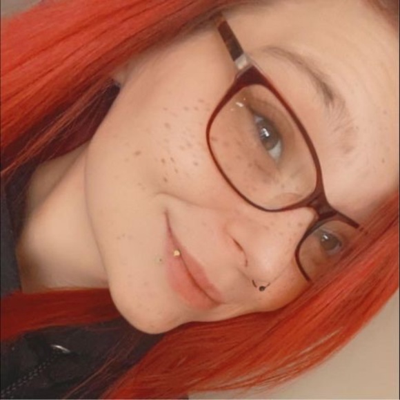 Meet your Posher, Dominique - Picture 1 of 1